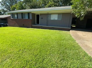 625 Forest Ave, Jackson, MS 39206