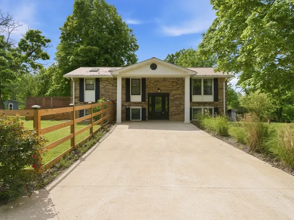 10143 Black St, Lyles, TN 37098