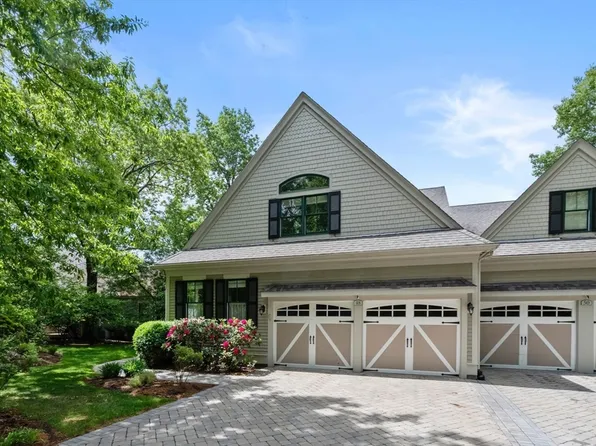 48 Summit Rd #9, Belmont, MA 02478