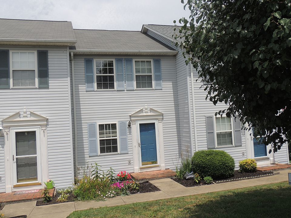 1st image of 219 Hunter Hills Cir APT 9