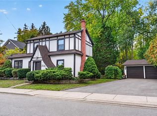 266 Saint Paul St, Burlington, ON L7R3J8