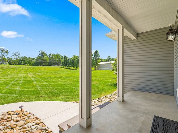 4th image of 157 Barber Rd