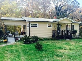 5352 State Highway 705, Robbins, NC 27325