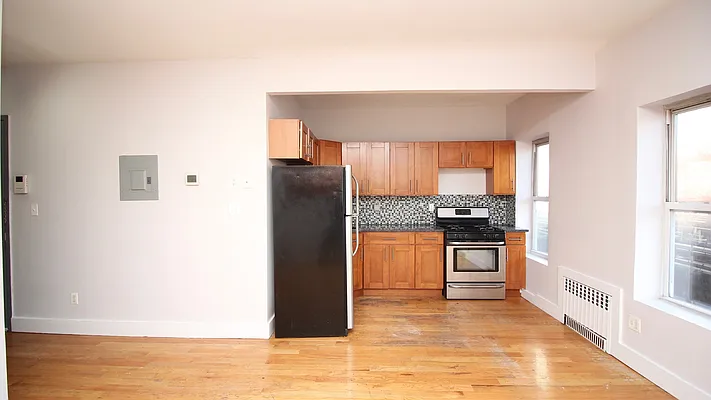 Rented by Nooklyn NYC LLC | media 17
