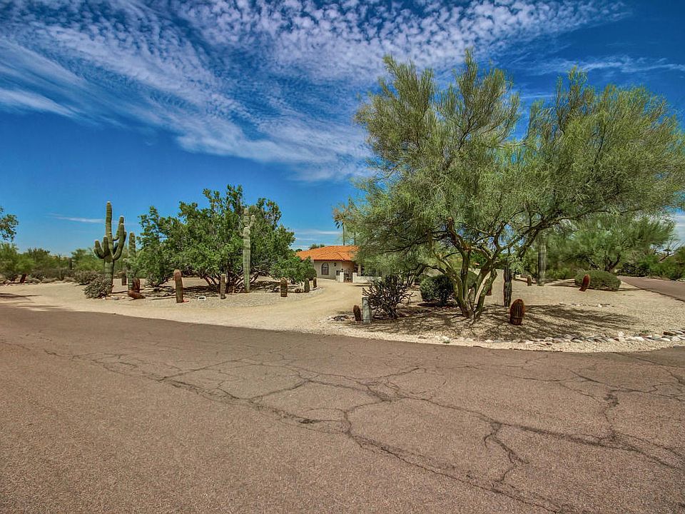 1st image of 8114 E Conquistadores Dr