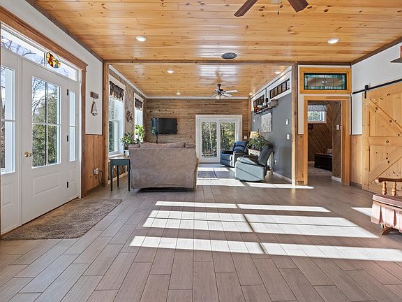 5th image of 174 Kilton Road