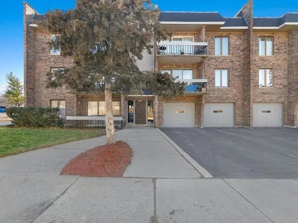 4315 Lindenwood Dr APT 1E, Matteson, IL 60443