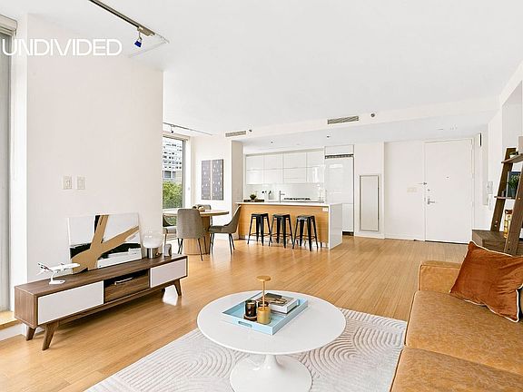 3rd image of 303 E 33rd St APT 7F