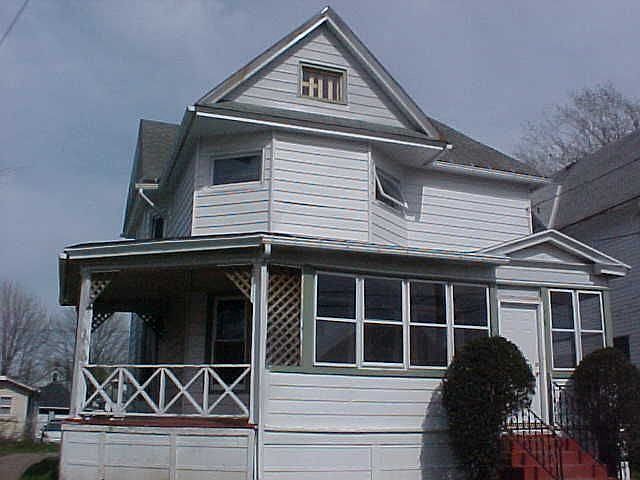 518 Deer St.
