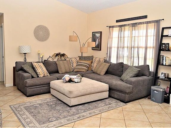 2nd image of 1497 SE Appamattox Terrace