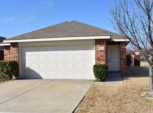 8861 Valley River Dr, Fort Worth, TX 76244