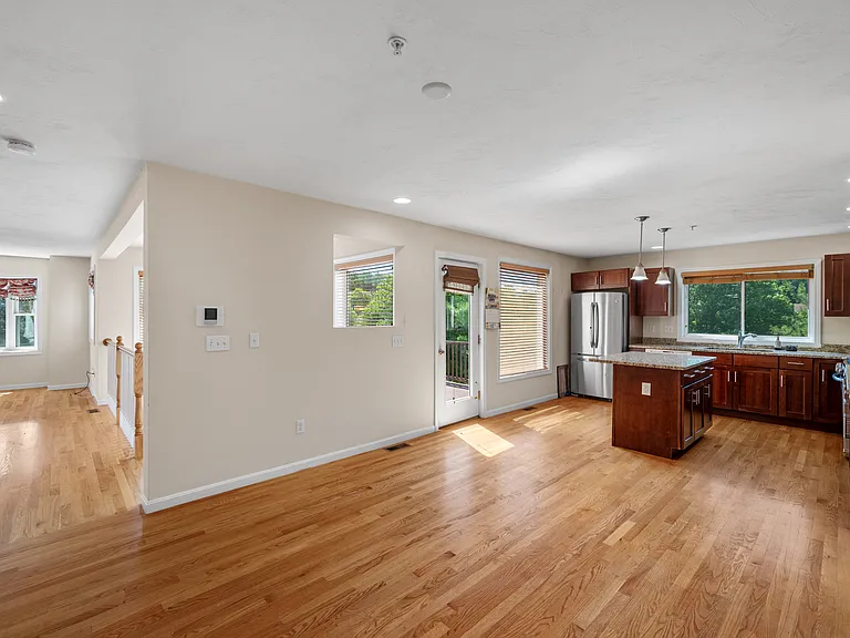 351 America Blvd #351 — Photo 11