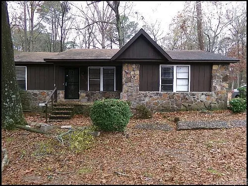 2818 Stephanie Dr Photo 1