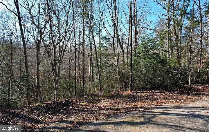 1st image of 64 Duke Ct #65