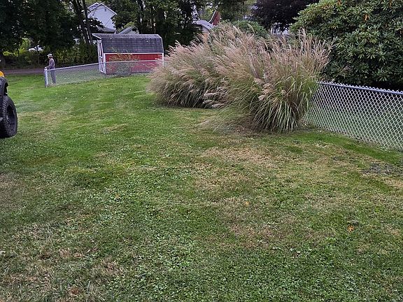2nd image of 148 Ormand St