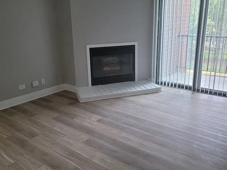 Royal Grove Apartments — Photo 32