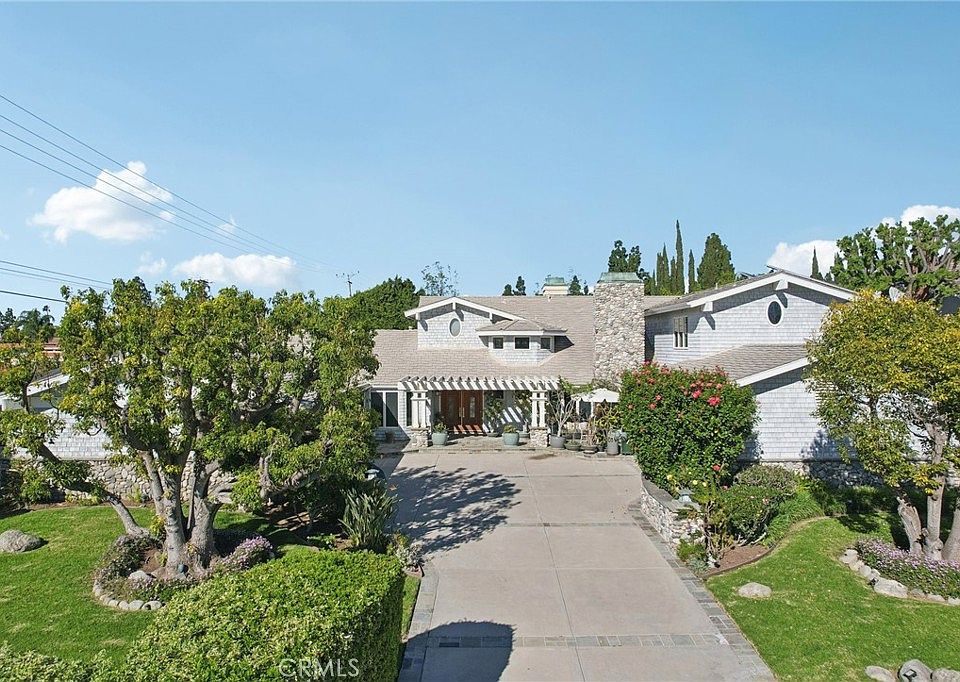 1st image of 18301 Churchill Ln