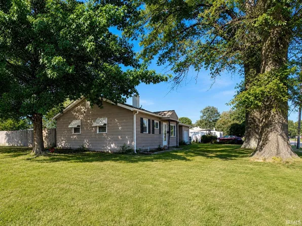525 W Mill Rd, Evansville, IN 47710
