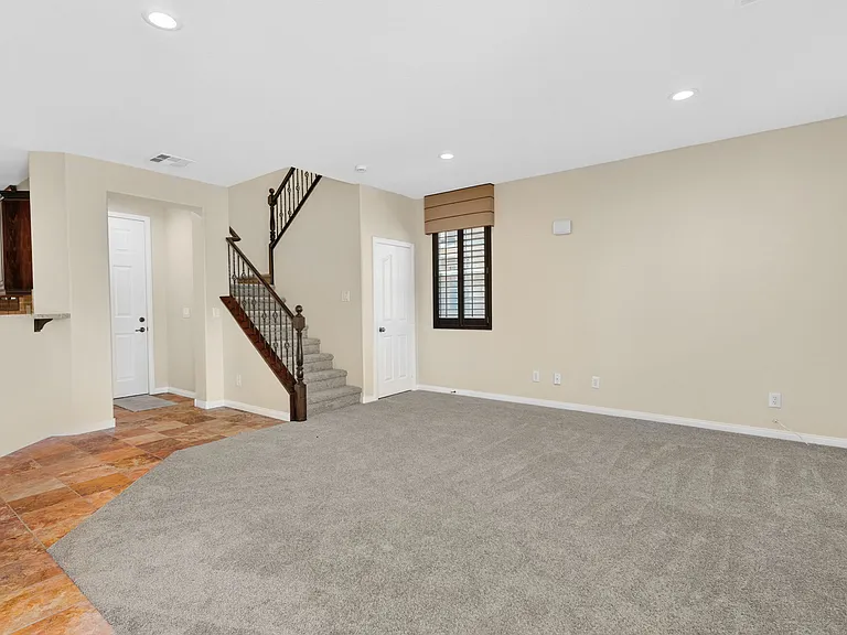 6255 W Arby Ave #117 — Photo 8