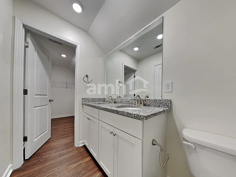 307 Camp Dr — Photo 16