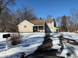 1500 Cross Rd, Mohegan Lake, NY 10547