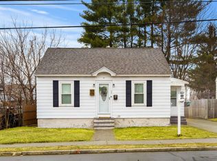52 Vinton St, Manchester, NH 03103