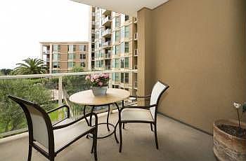 3rd image of 88 King St Unit 620
