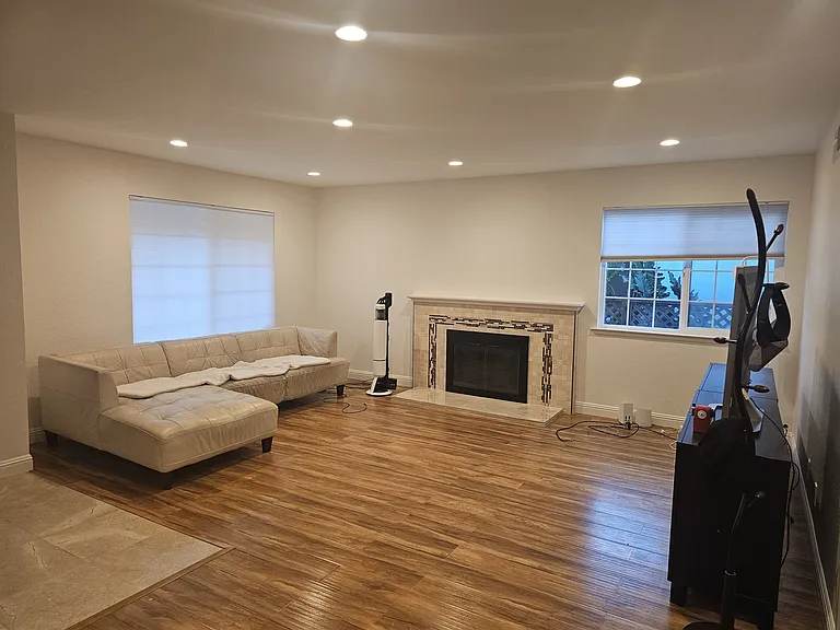 419 Curie Dr — Photo 6