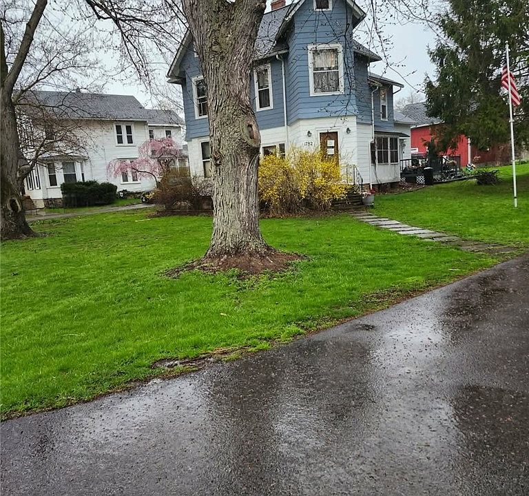 1st image of 1782 Maple Ave