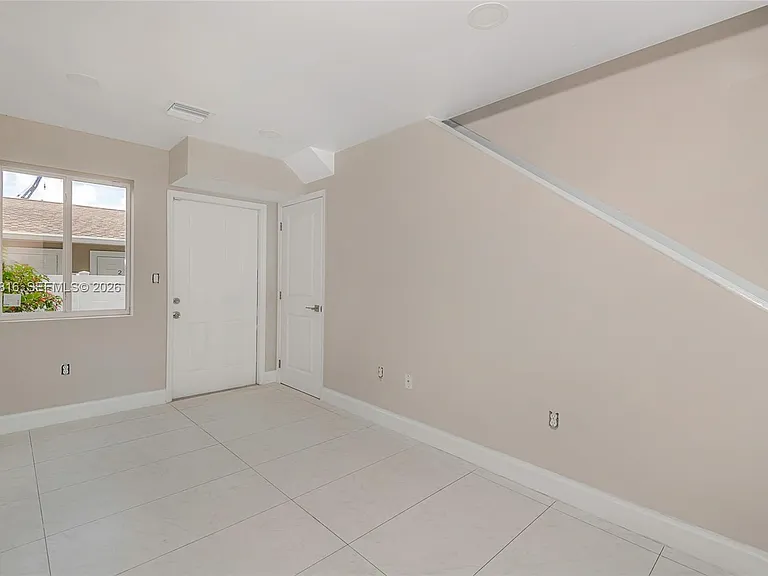 815 NW 3rd Ave #0 — Photo 13