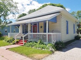 314 S C St, Cheboygan, MI 49721