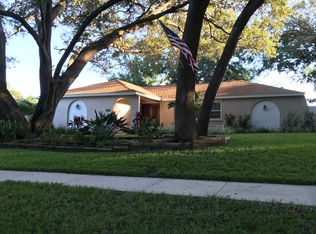 1849 La Grande Dr, Dunedin, FL 34698