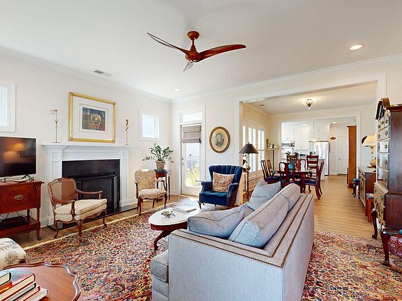 4th image of 407 Sea Hawk Street