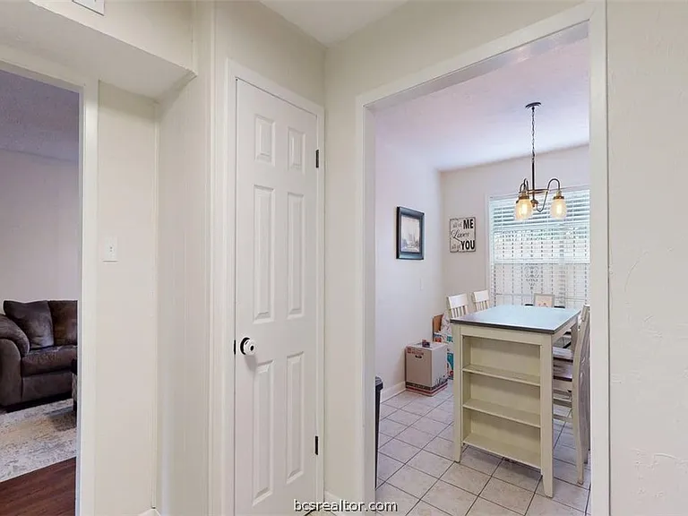 3808 Plainsman Ln — Photo 7