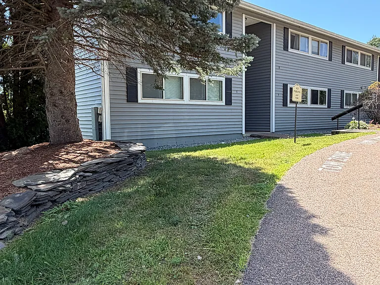 92 Quarry Hill Rd #11 — Photo 1