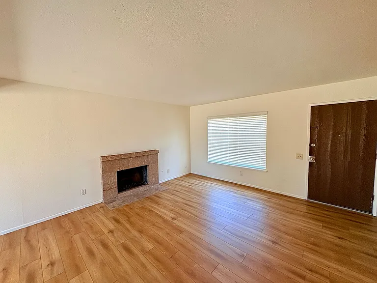 183 Lechuza Ln — Photo 3