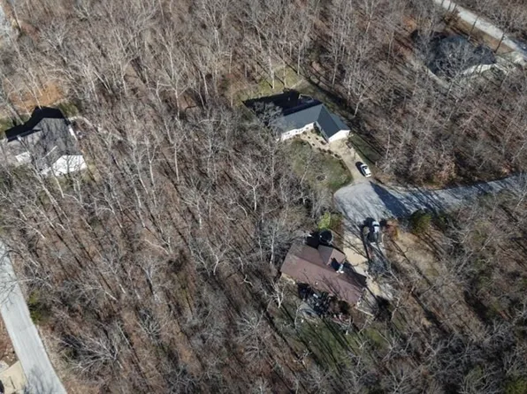 9657 Jackson Dr, Hillsboro, MO 63050