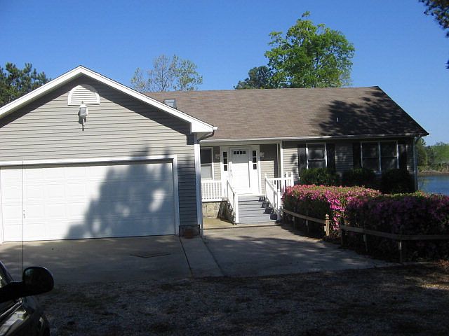 1st image of 465 Deep Creek Pt