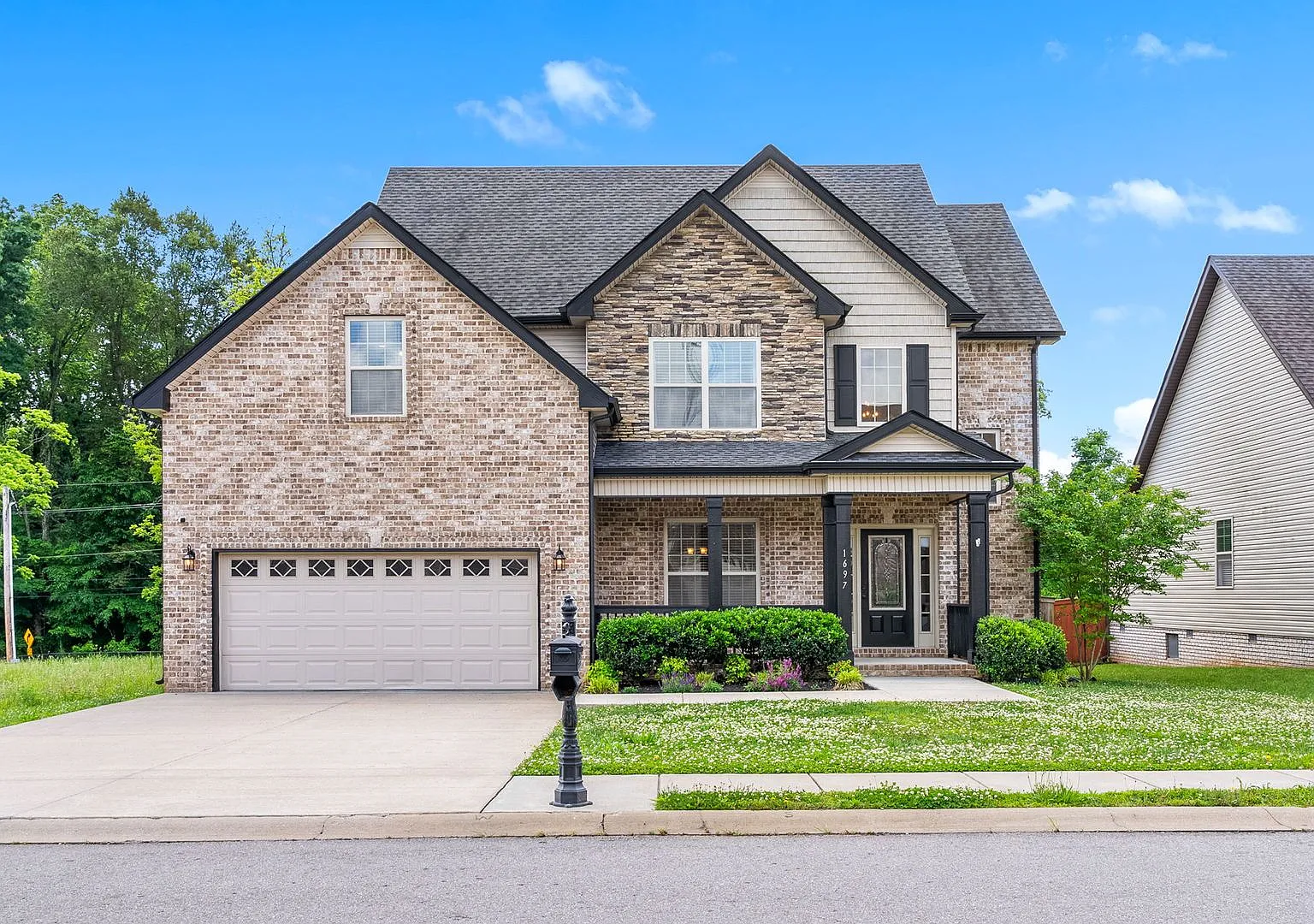 1697 Ellie Piper Circle — Photo 2