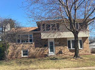 3115 N Pine St, Davenport, IA