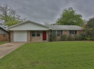 317 Sunset Blvd, Hewitt, TX 76643