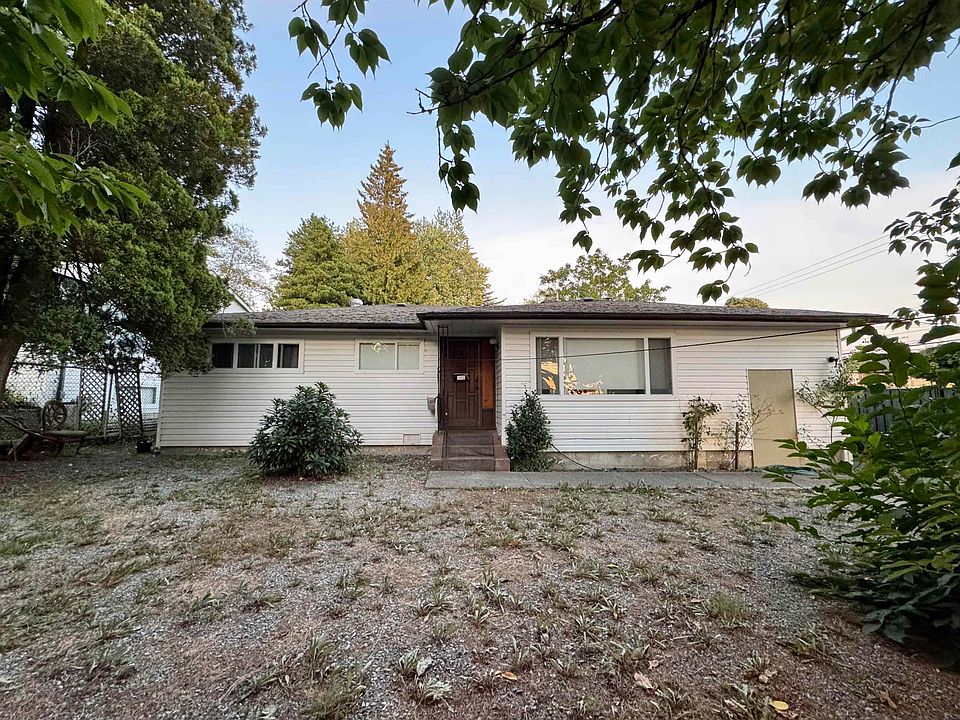 1st image of 8406 152nd St