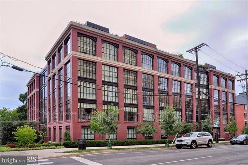 1st image of 1615 N Queen St APT 403