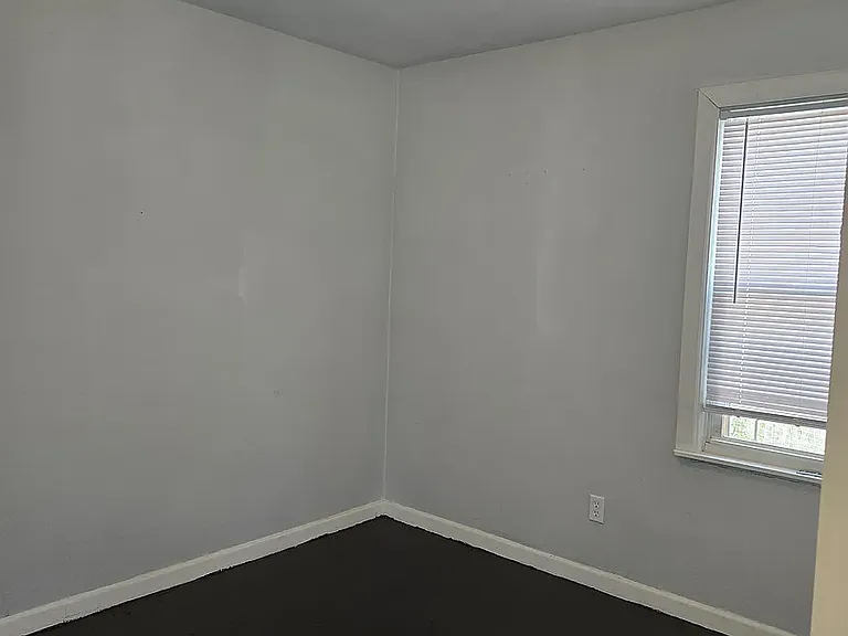 6201 Rosemont Ave — Photo 4