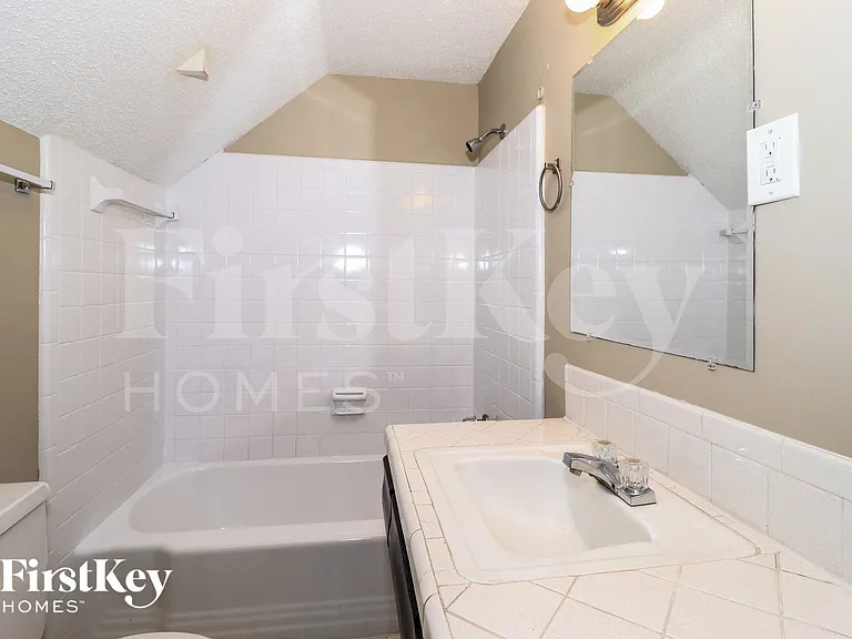 3500 Marietta Blvd — Photo 10