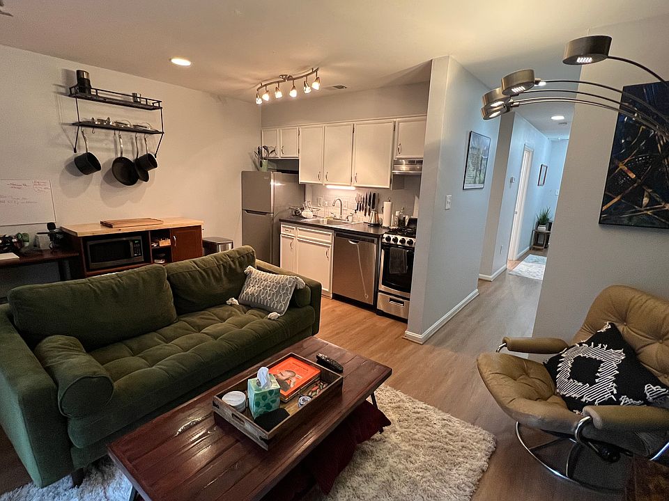 1st image of 1647 Park Rd NW #2