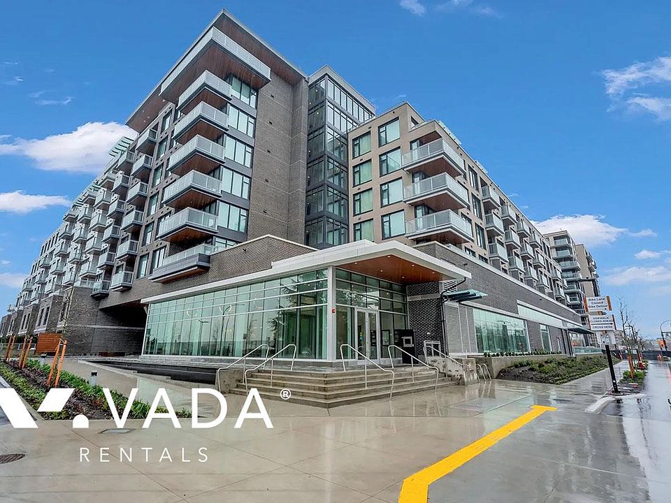 1st image of 755 Harbourside Dr #429