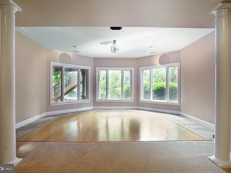 9864 Walker Glen Ct — Photo 55