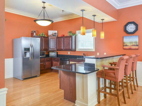 721 Crown Pointe Dr #603