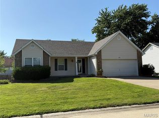 432 Chelsea Way Dr, Saint Charles, MO
